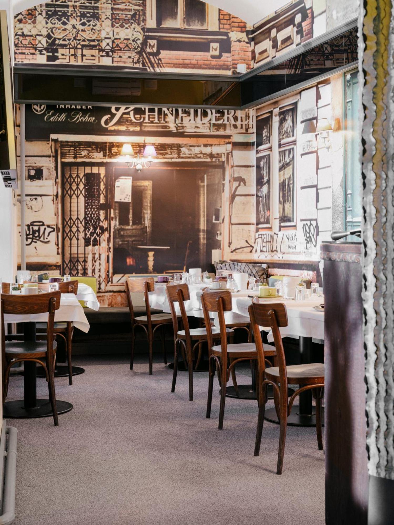 Saint Shermin Bed Breakfast & Champagne Wien Exteriör bild