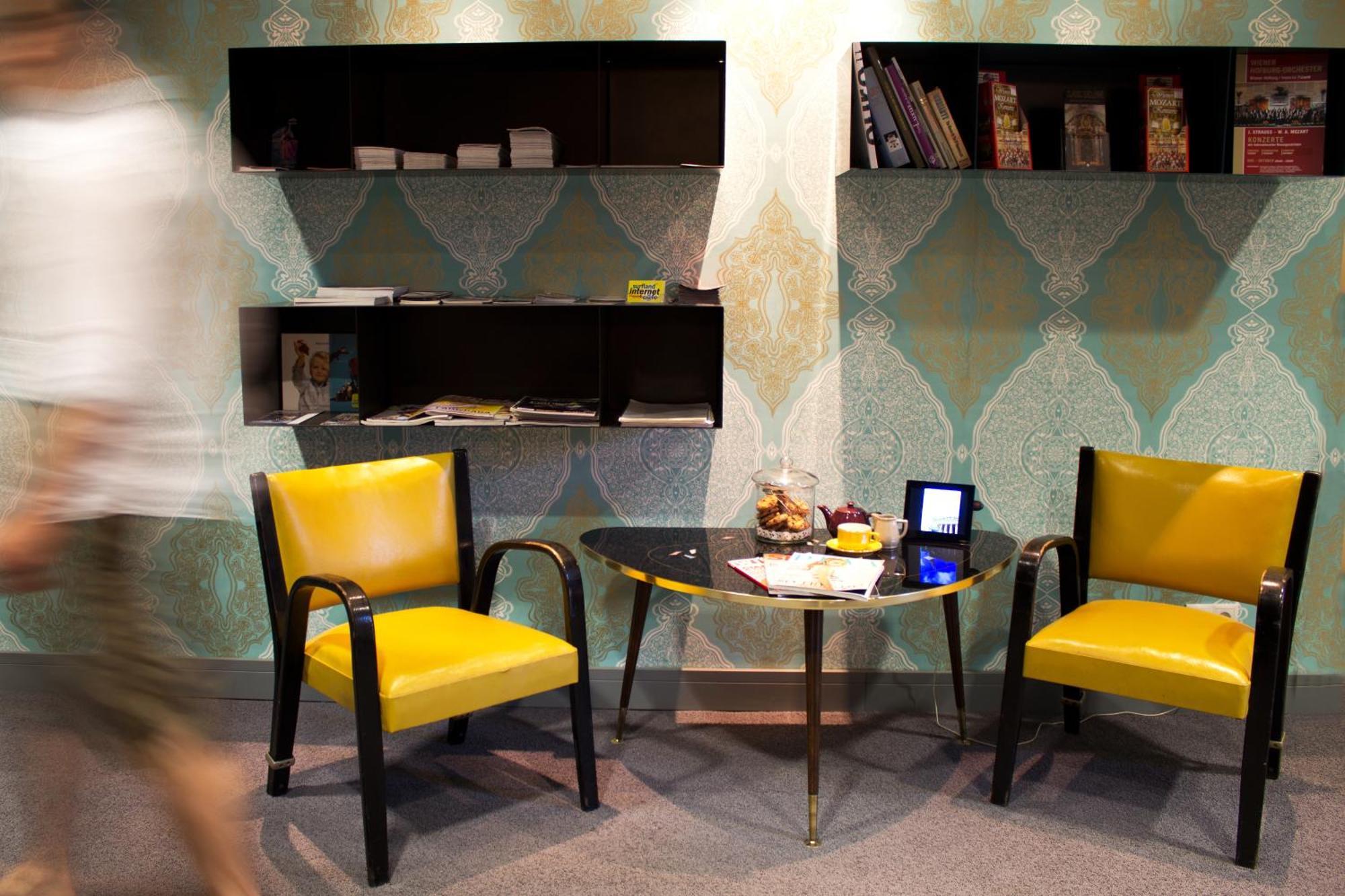 Saint Shermin Bed Breakfast & Champagne Wien Exteriör bild