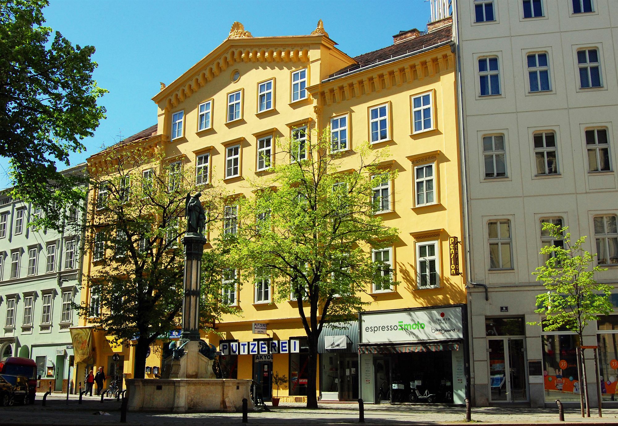 Saint Shermin Bed Breakfast & Champagne Wien Exteriör bild
