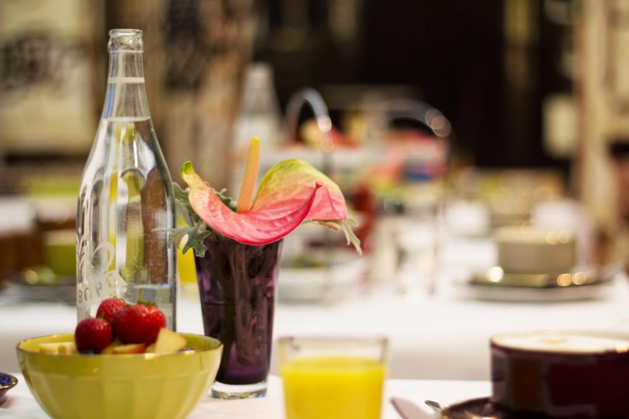 Saint Shermin Bed Breakfast & Champagne Wien Exteriör bild